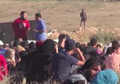 'Jordan, Open the Border': Syrians Chant as Thousands Stuck at Jordanian Border