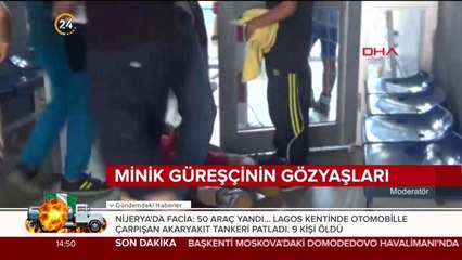 Mimin güreşçi gözyaşlarını tutamadı