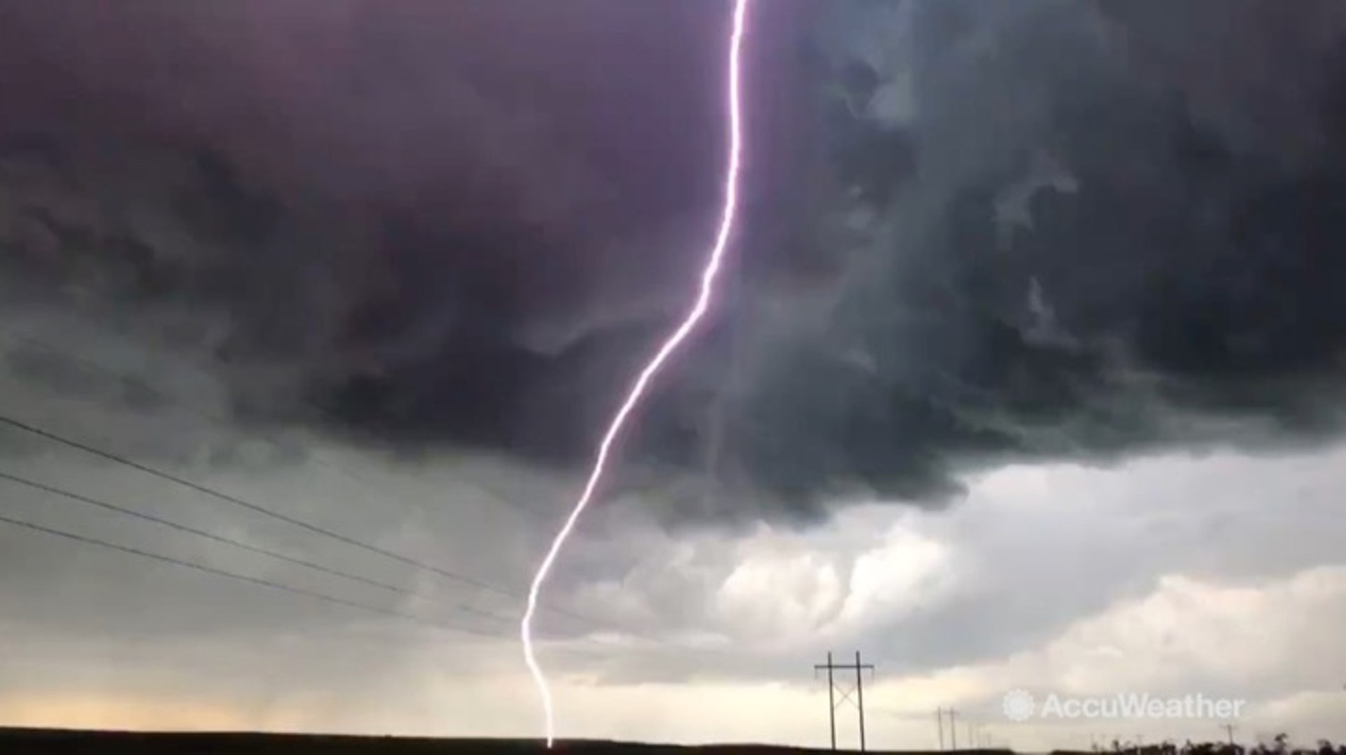 ⁣AccuWeather storm chaser, Reed Timmer, screams and runs for cover after close call with lightning