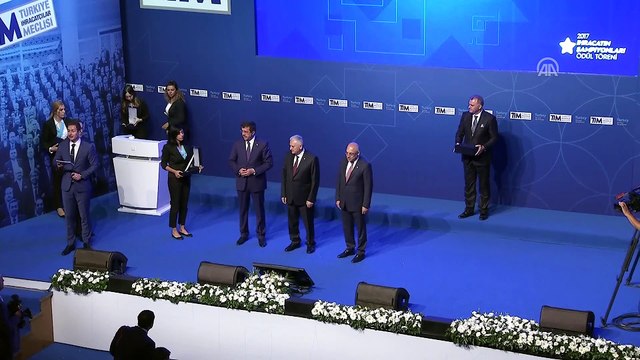 Başbakan Yıldırım: Ülkeyi ve demokrasiyi büyük bir badireden kurtardık - İSTANBUL