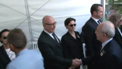 Ünlü İş Adamı Şarık Tara Son Yolculuğuna Uğurlandı