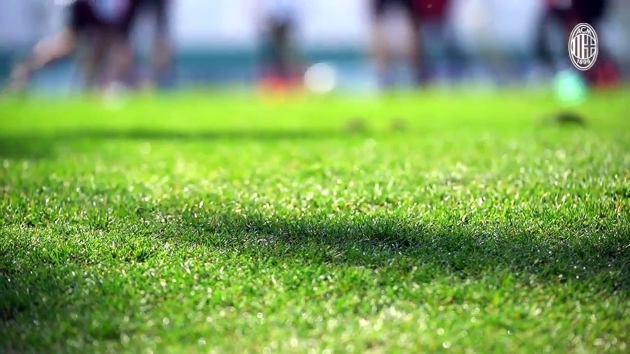 Suso brilla en el entrenamiento del Milan