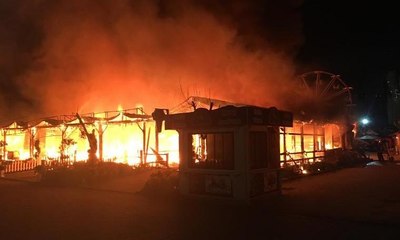 Sapanca Gölü kıyısındaki 10 işyeri yandı