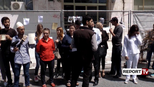 Report TV - Përmbytja e Bibliotekës Kombëtare/ Shoqëria Civile protestë: Të nisin hetimet