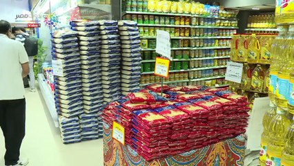 الداخلية تطلق مبادرة "كلنا واحد".. وإقبال كبير من المواطنين لشراء السلع