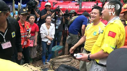 Thailand rescuers enter cave to search missing boys
