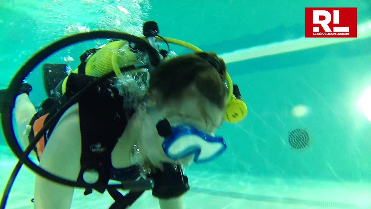 Les enfants découvrent la plongée à la piscine de Briey