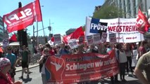 Avusturya'da Hükümet Karşıtı Gösteri