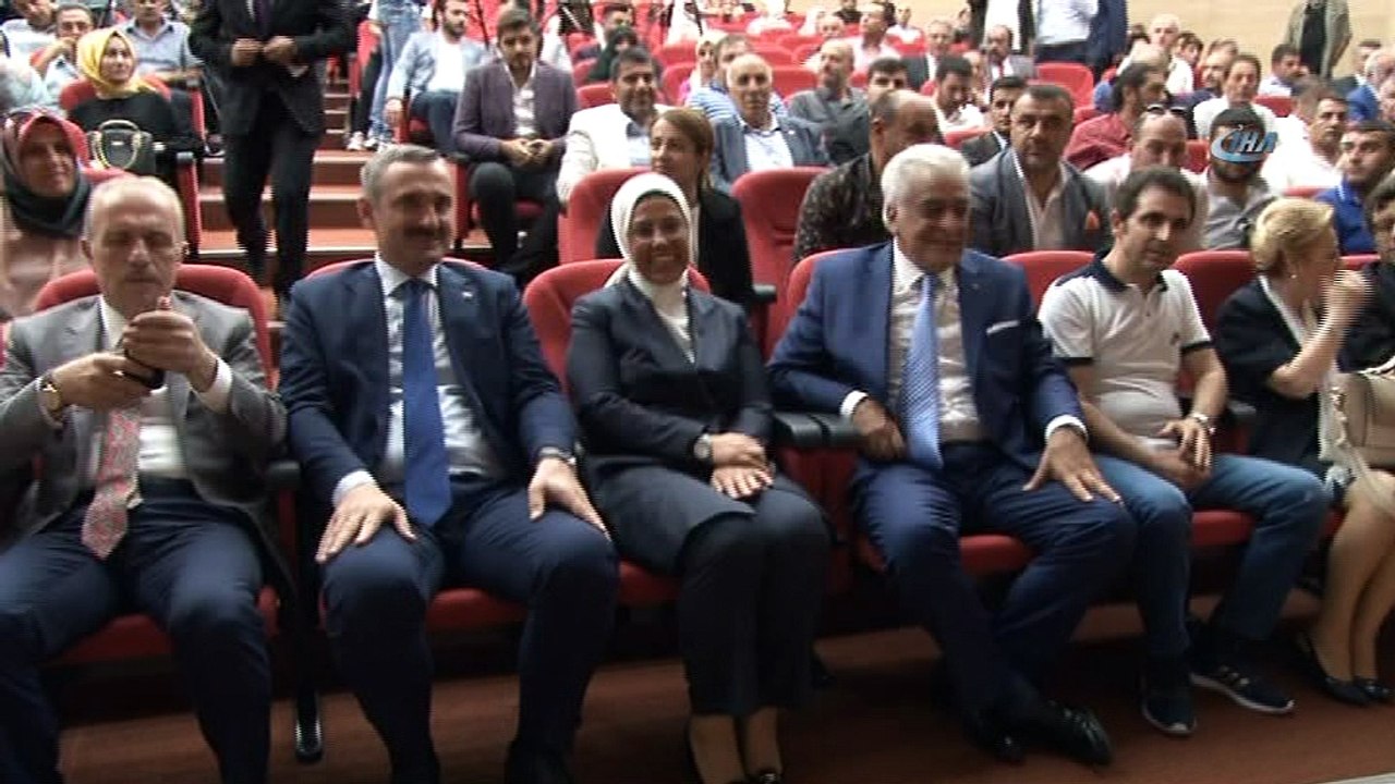 AK Parti İstanbul milletvekilleri mazbatalarını aldı