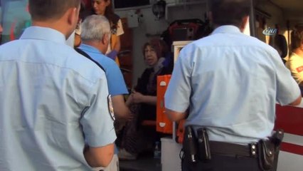 Traktör ile Otomobil Çarpıştı: 2 Yaralı