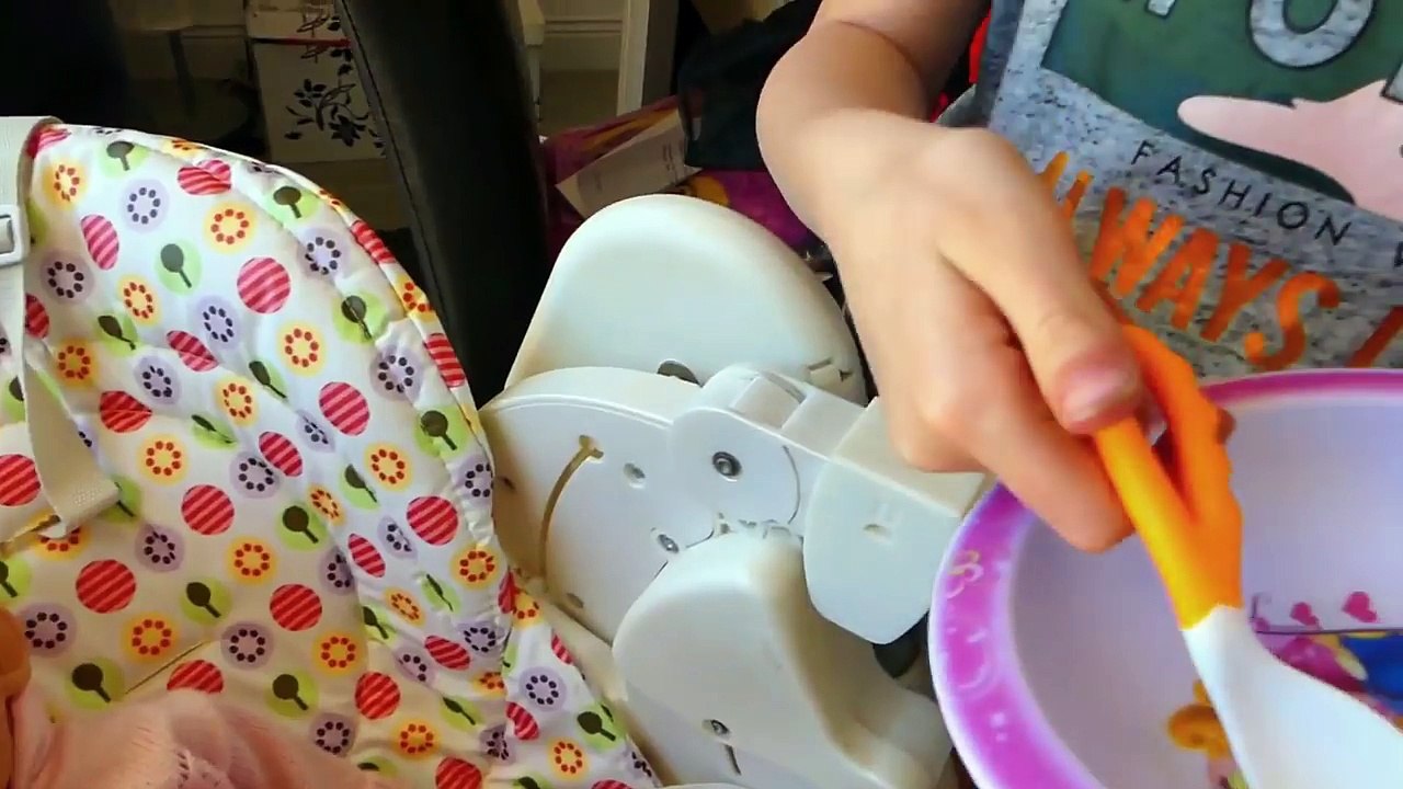 La Poupée BABY BORN est Jalouse de MELISSA