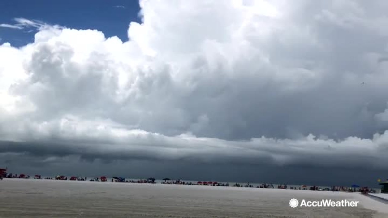 Lightning safety on the beach