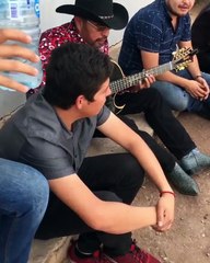 Asi se la pasa ivan archivaldo En culiacan sinaloa