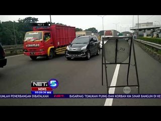 Truk Trailer dengan Muatan Mesin Bor Tabrak Jembatan Penyebrangan - NET 5