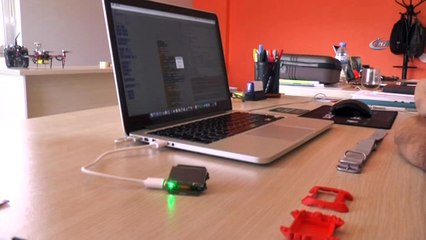 Geliştirdikleri akıllı saate 45 ülkeden talep yağıyor