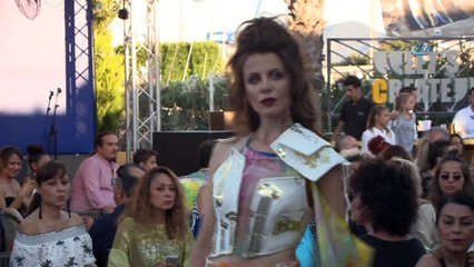 Ünlü oyuncu ilk kez podyuma çıktı