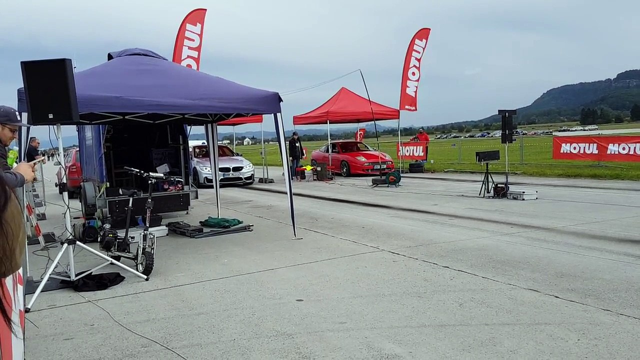 Drag Race Bmw M4 Vs Fiat Coupé 600 Hp