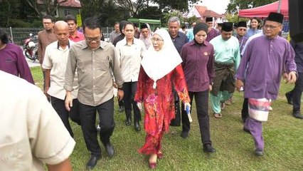 Descargar video: Wan Azizah: Marriage of 11-year-old to man is illegal