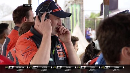 Thomas Covington passes Pauls Jonass - MXGP of Indonesia