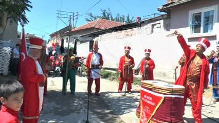 Şehit oğluna unutulmaz sünnet düğünü