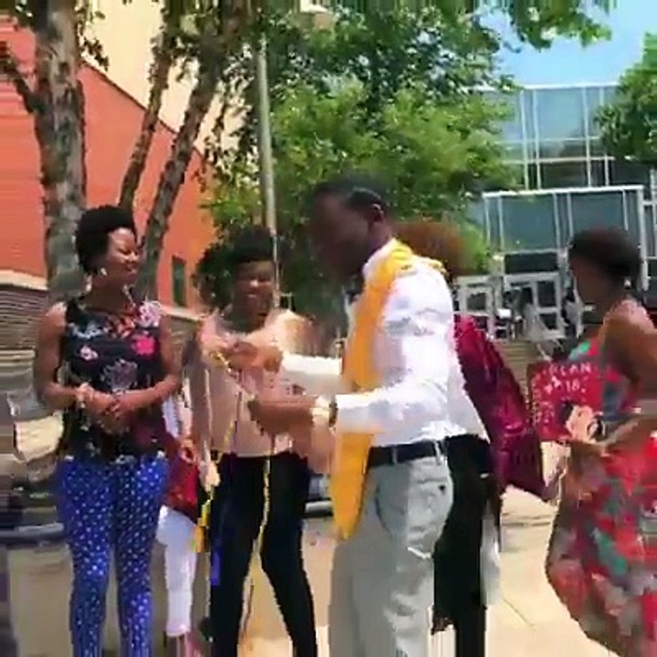 Shaku Shaku for Graduation