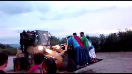 WTF!!...Heavy Excavator  Idiots At Work Fail  [Best Fail This Week]