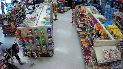 Deux suspects tentent d’échapper à un policier