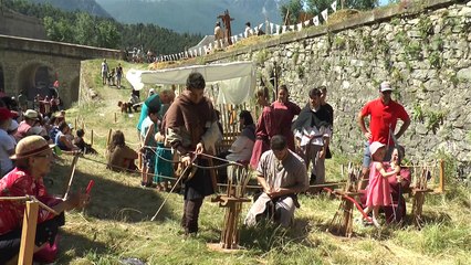 D!CI TV : à la découverte de l'histoire du tir à l'arc à la fête des escartons à Briançon