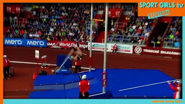 Sandi Morris Injury Wrist In Pole Break Women's Pole Vault