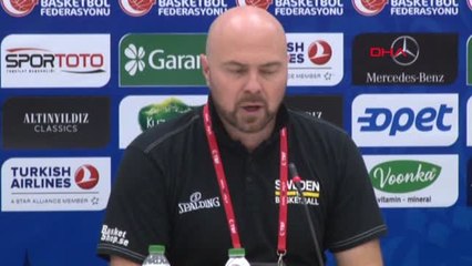 Sancaktepe'de İki Otomobil Çarpıştı 7 Yaralı