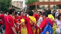 Los hinchas españoles  llegan al Olímpico de Moscú para enfrentar al local  por los octavos de final del Mundial ⚽️   2018