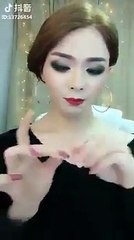 تحول رجل إلي فتاه