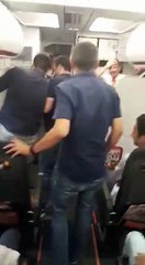 Un steward EASYJET en sang au départ de l'aéroport de Paris