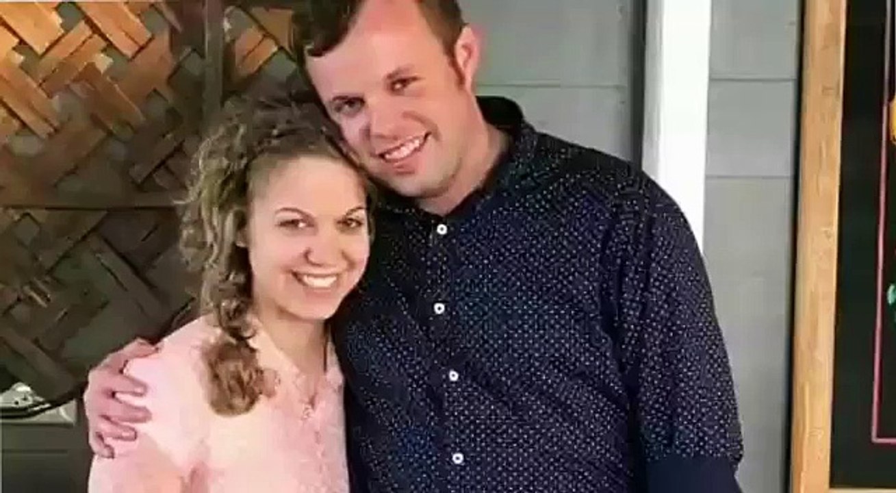 -John Duggar -Abbie Grace Burnett -Engage In PDA- Eyewitness Claims That They Broke A Courtship Rule