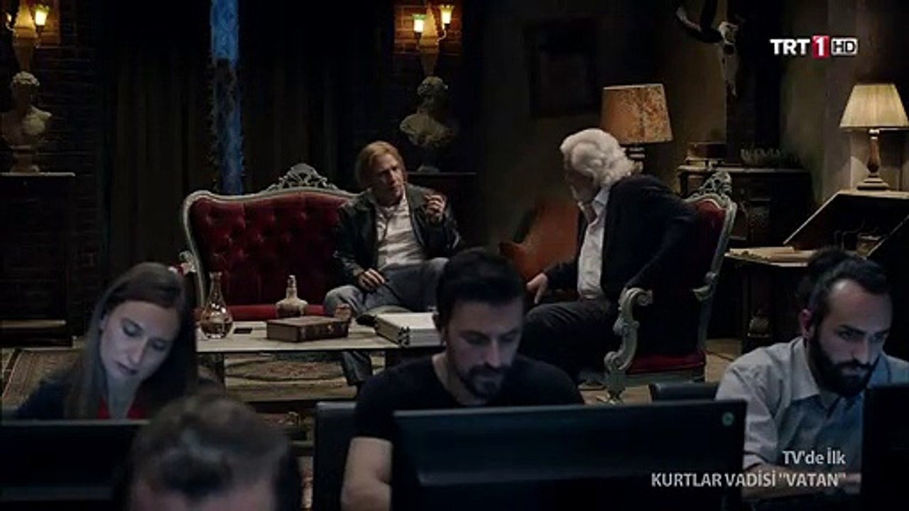 فيلم وادي الذئاب الوطن الجزء 2 مترجم للعربية