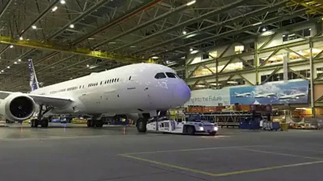 We have a new addition to our growing Boeing 787 Dreamliner fleet. We look forward to its arrival in #Muscat on 28th June. #WYBoeing787 #WYDreamliner #OmanAir #