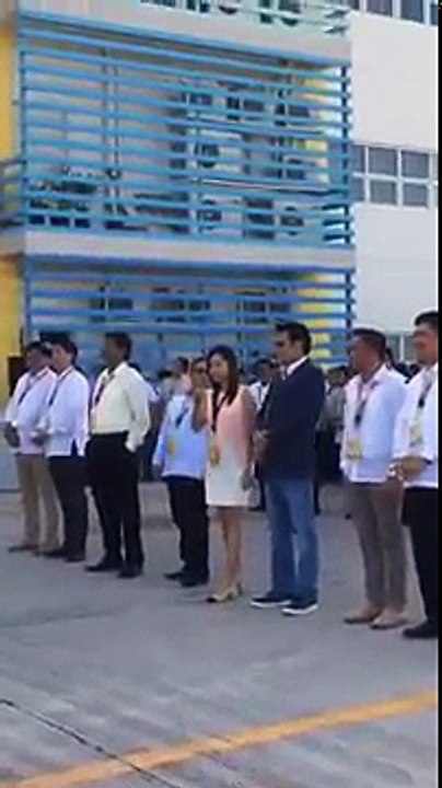 Tanauan City Mayor Halili shot dead during flag ceremony