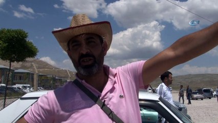 - Açık oto pazarında yaz hareketliliği