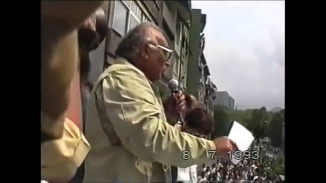 8 Temmuz 1993 Yaşar Kemal'in Sivas Katliamı konuşması: 37 yazarını yakan ülkeden hayır gelir mi?