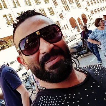 أحمد سعد مع سمية الخشاب في هولندا ورومانسية تفوق الوصف