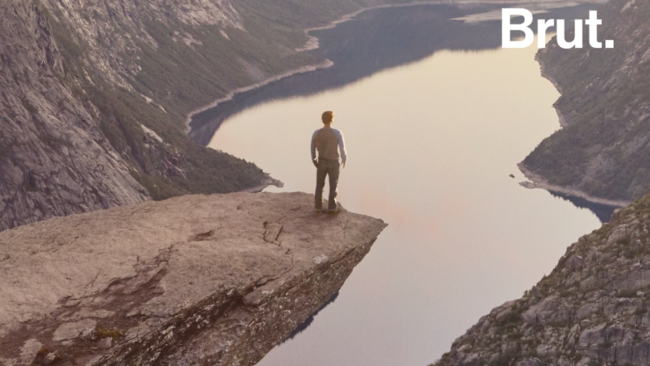 Norvège : la "langue du troll" est une formation rocheuse spectaculaire