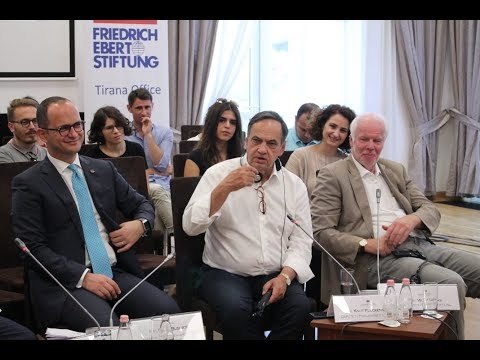 Ora News - Integrimi, Fleckenstein flet për 150 kushte: Nuk mund të festojmë tani