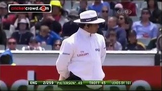 Angry Ponting Clashes With Aleem Daar_Should Have Been Suspended After This