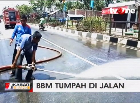 BBM Tumpah di Jalan, 16 Pengendara Motor Jatuh