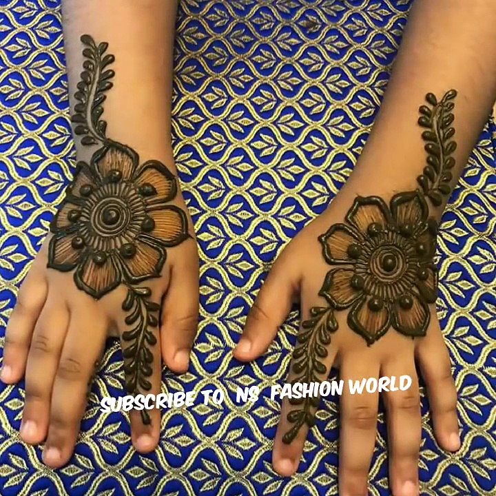 Top Stylish Simple mehandi look
