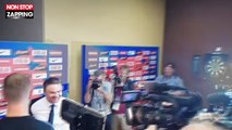 Mondial 2018 : Les joueurs anglais affrontent les journalistes aux fléchettes et au bowling ! (vidéo)