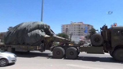 Tel Rıfat ile Münbiç Sınırına Takviye Birlik Sevk Ediliyor