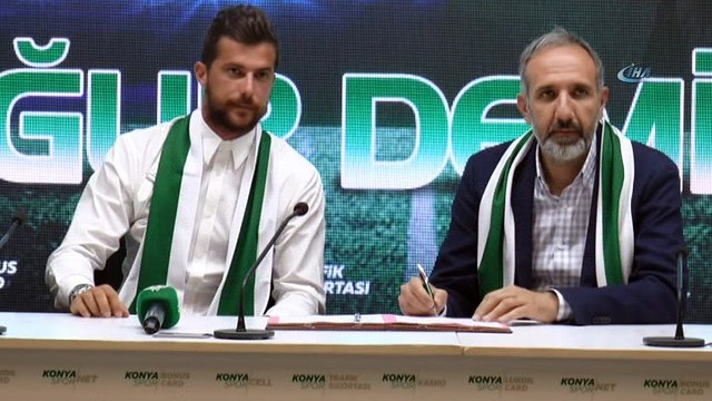 Atiker Konyaspor, Uğur Demirok ile resmi sözleşme imzaladı