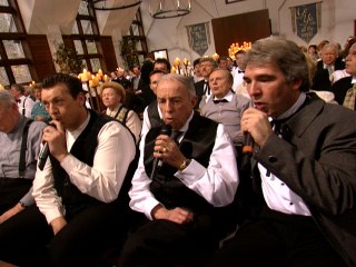 Bill & Gloria Gaither - On The Jericho Road