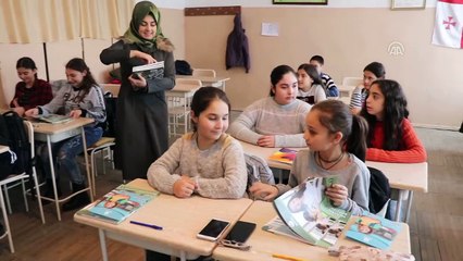 Gürcistan'da devlet okulunda seçmeli Türkçe dersi - TİFLİS